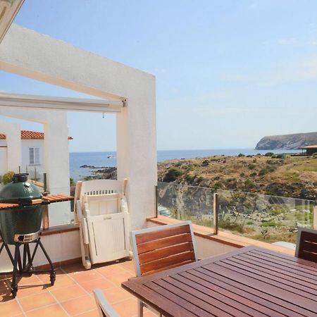 Beachfront Duplex With Terrace And Sea Views - Cadaqués Exterior foto